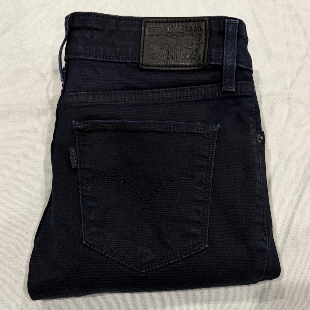 Levi’s 712 Slim Dark Blue Jeans